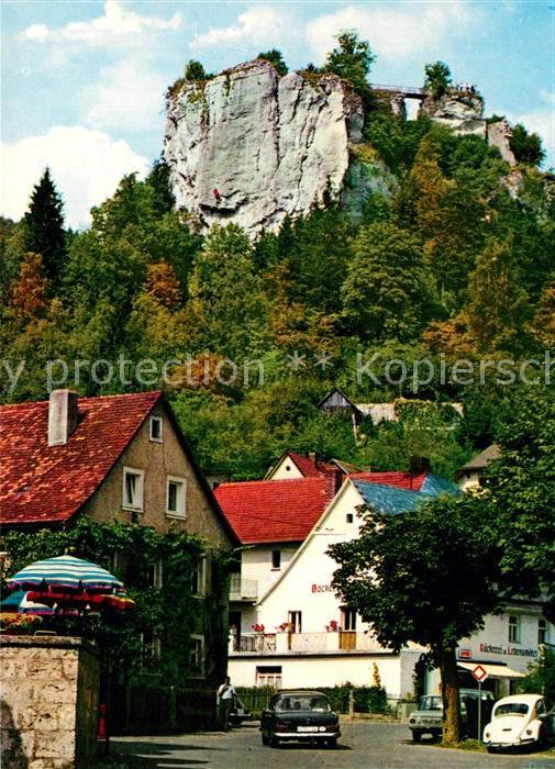Streitberg Oberfranken Ortsmotiv mit Felsen Naturpark Fraenkische Schweiz