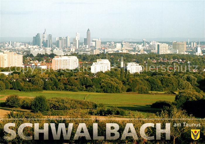 Schwalbach Taunus Stadtpanorama Blick zur Skyline Frankfurt am Main