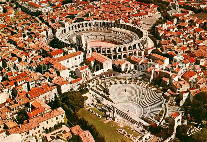 Arles Bouches-du-Rhone Fliegeraufnahme Amphitheater