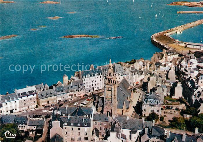 Roscoff Vue aerienne sur la Jetée