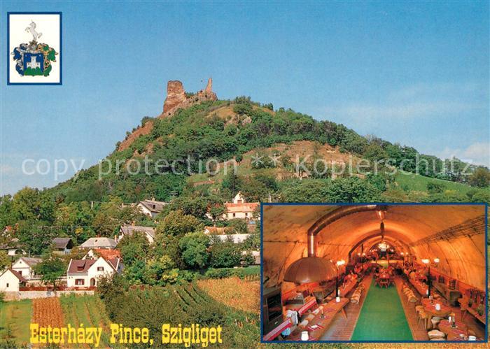 Szigliget Esterhazy Pince Restaurant Weinmuseum Ortsansicht mit Burgruine
