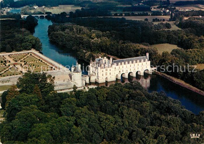 Chenonceaux Indre et Loire Chateau et les jardins vue aérienne