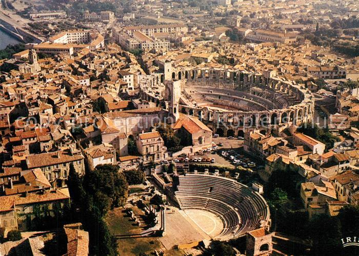 Arles Bouches-du-Rhone Theatre Antique et les arènes vue aérienne