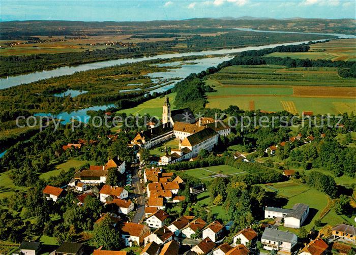 Reichersberg Inn Fliegeraufnahme Chorherrnstift