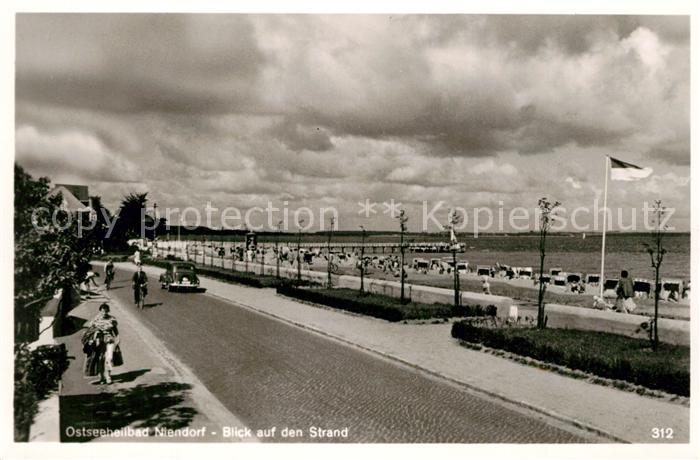 Niendorf Ostseebad Uferstrasse Strand Promenade