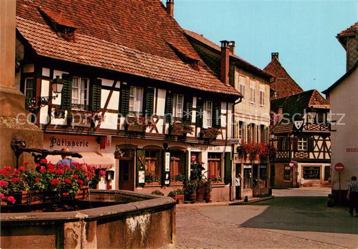 Ribeauville Haut Rhin Elsass Fontaine et vieilles maisons de la Place de la Sinn