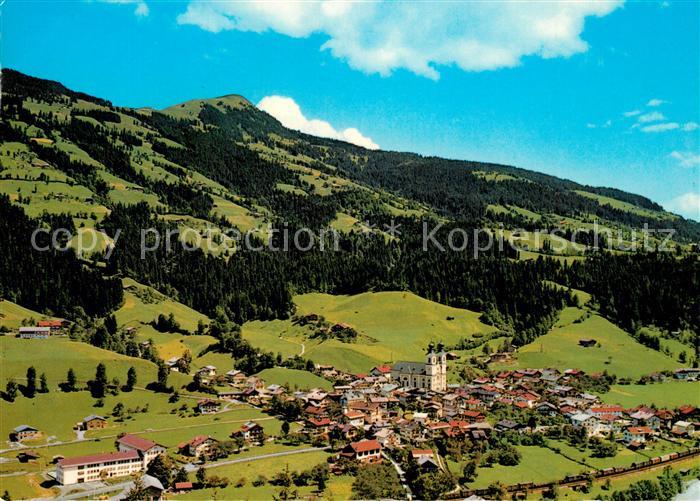 Hopfgarten Brixental Panorama Blick gegen Hohe Salve Kitzbueheler Alpen Fliegera