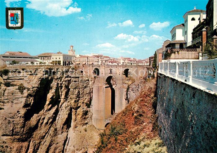 Ronda Andalucia Puente Nuevo sobre el Tajo
