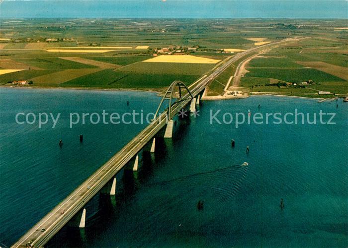 Burg Fehmarn Fliegeraufnahme Fehmarnsund-Bruecke