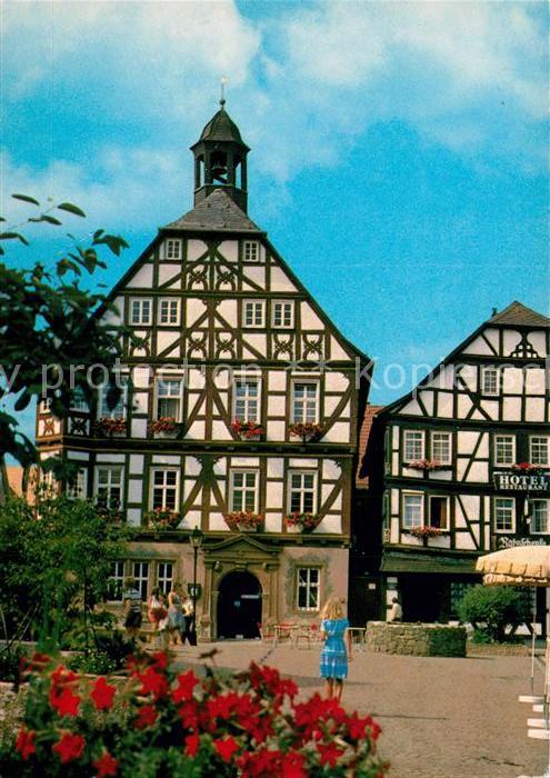Gruenberg Hessen Rathaus Marktplatz Altstadt Fachwerkhaeuser
