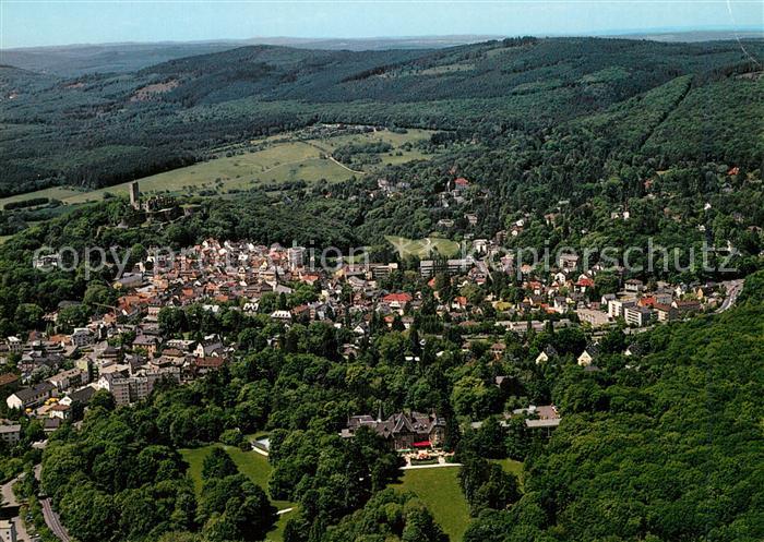 Koenigstein Taunus Heilklimatischer Hoehenluftkurort Fliegeraufnahme