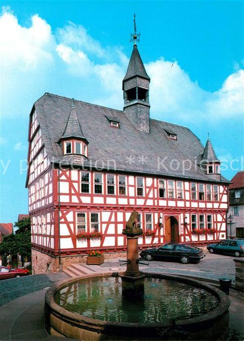 Homberg Ohm Rathaus Fachwerkhaus Brunnen