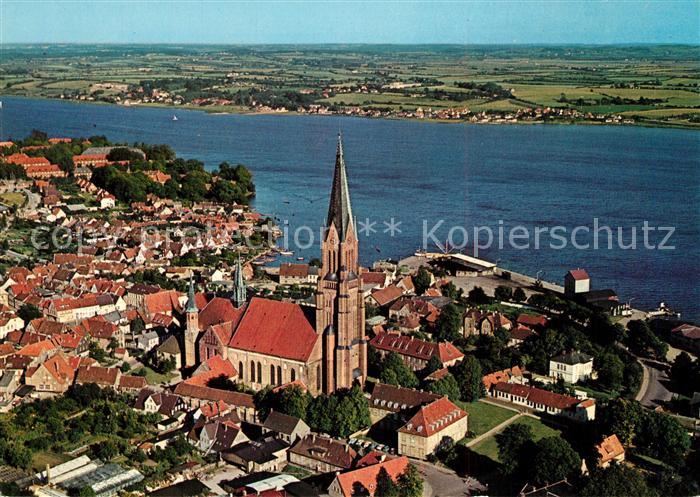 Schleswig Holstein Stadtbild mit St Petri Dom Schlei Fliegeraufnahme
