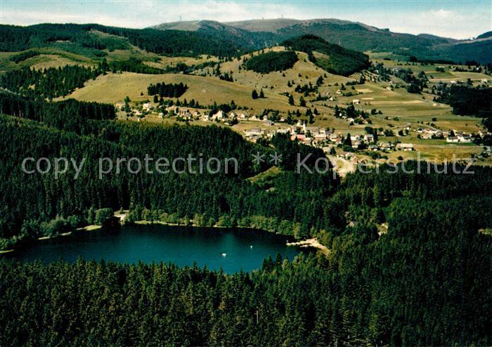 Altglashuetten mit Windgfaellweiher und Feldberg Schwarzwald Fliegeraufnahme