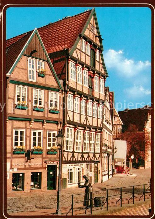 Stade Niederelbe Fischmarkt Fachwerk Skulptur Marktfrau