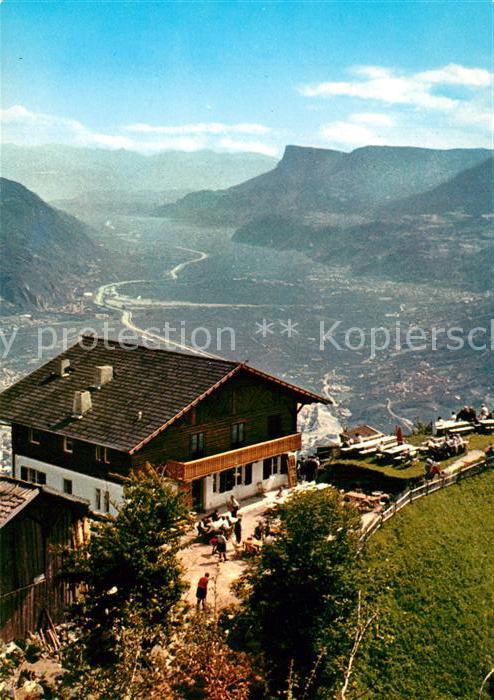 Dorf Tirol Gasthaus Hochmut Talblick Fernsicht Alpenpanorama