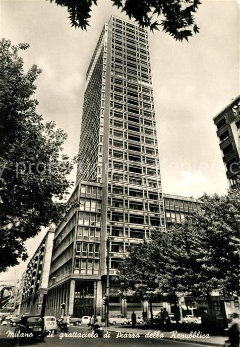 Milano Piazza delle Repubblica