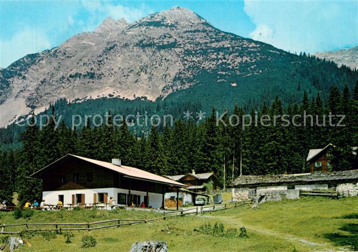 Leutasch Tilfuss-Alm mit Ganghofer-Haus im Gaistal