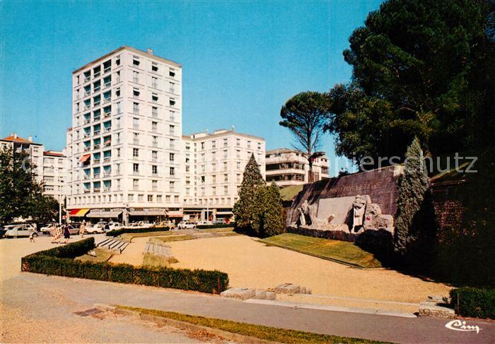 Bayonne 64 Le Monument aux Morts