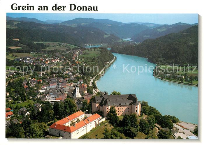 Grein Donau Oberoesterreich Fliegeraufnahme mit Schloss Greinburg