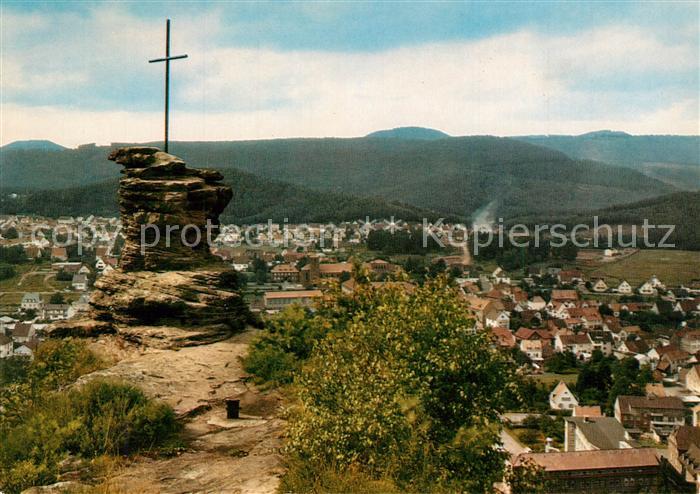Hauenstein Pfalz Rauhberg Felsen Gipfelkreuz Panorama