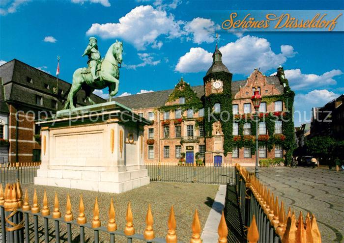Duesseldorf Marktplatz Rathaus