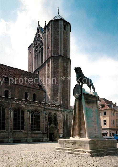 Braunschweig Dom mit Loewendenkmal