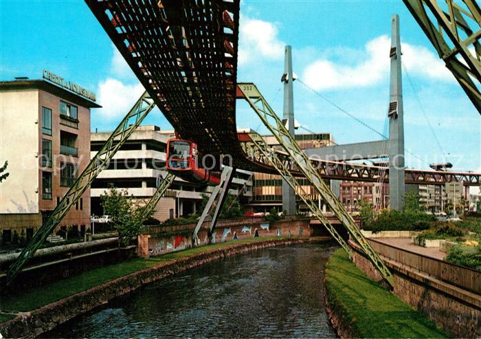 WUPPERTAL NRW Schwebebahn in W. Barmen