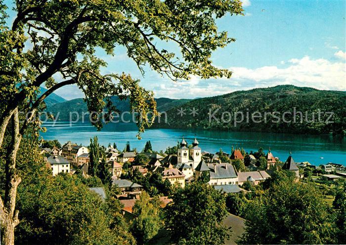 Millstatt Millstaettersee Kirchenpartie mit See