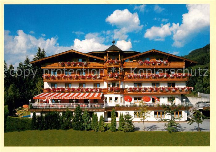 Alpendorf St Johann Hotel Zinnkruegl