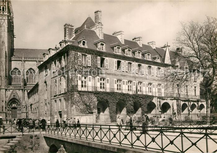 Quimper Ancien Eveche Quais
