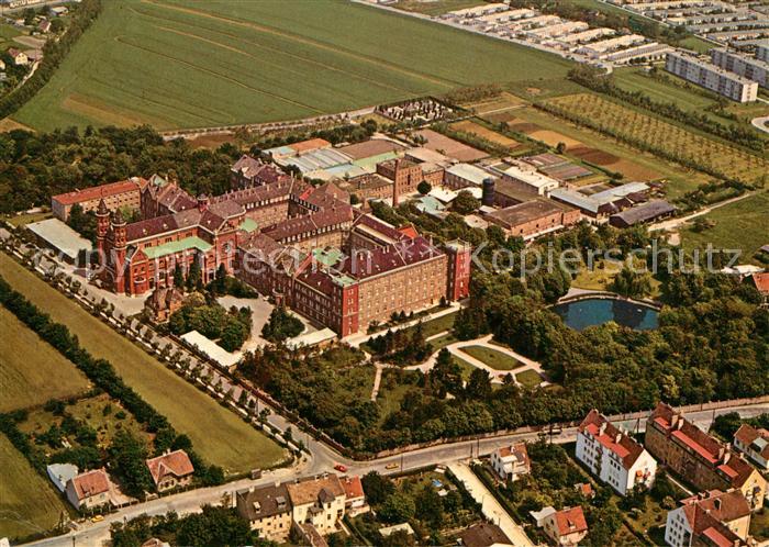 Moedling Fliegeraufnahme Missionshaus Sankt Gabriel