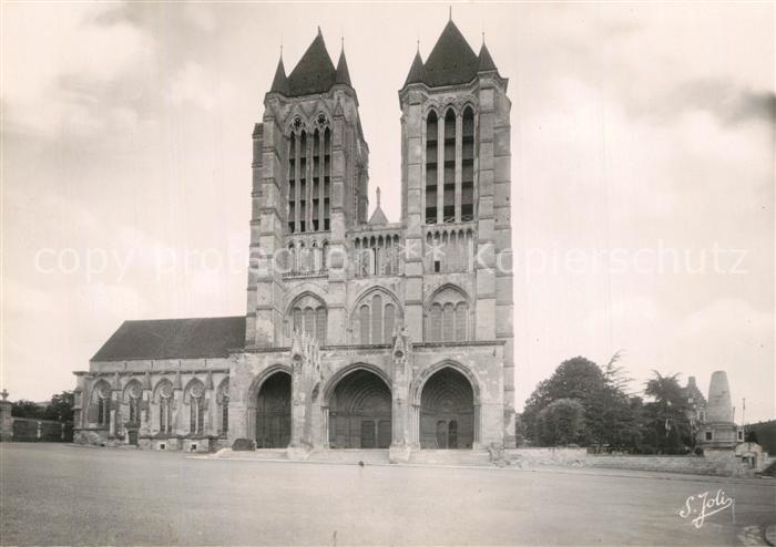 Noyon Oise Cathedrale et Salle Capitulaire
