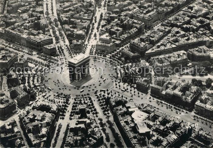 Paris Arc de Triomphe de l'Etoile vue aérienn