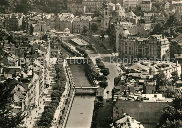 Karlovy Vary Lazenska ctvri Kurort Kurhaeuser Templa