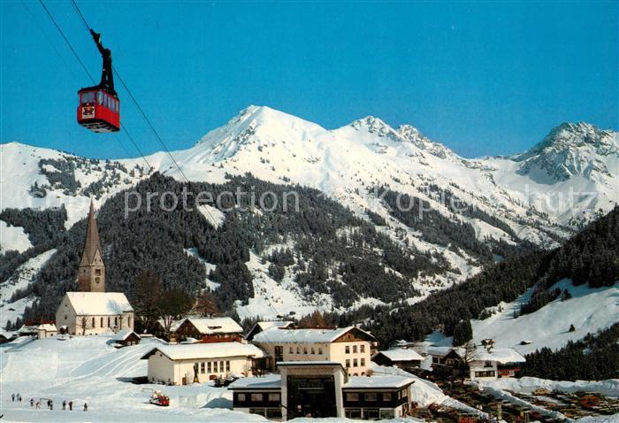 Mittelberg Kleinwalsertal Kirche Panorama Wintersportplatz Walmendingerhorn Berg