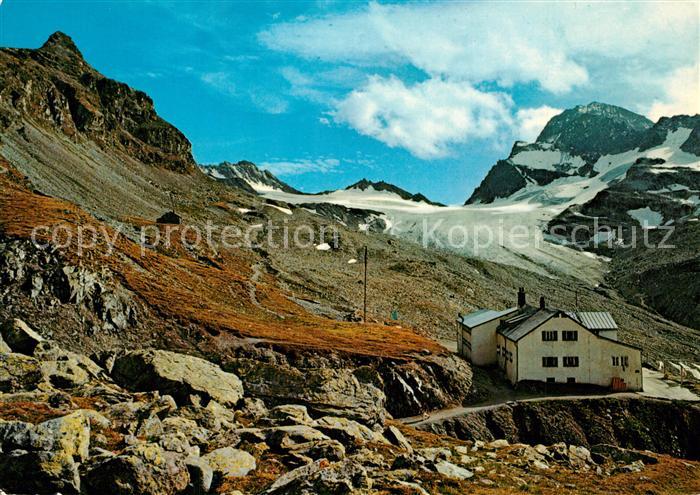Partenen Vorarlberg Silvretta Wiesbadner Huette Berghuette Vermuntskopf Piz Buin