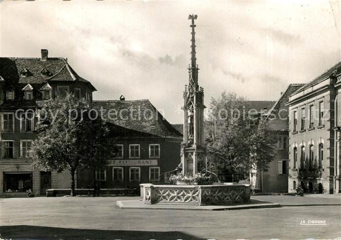 Altkirch Elsass Fontaine Place de la République