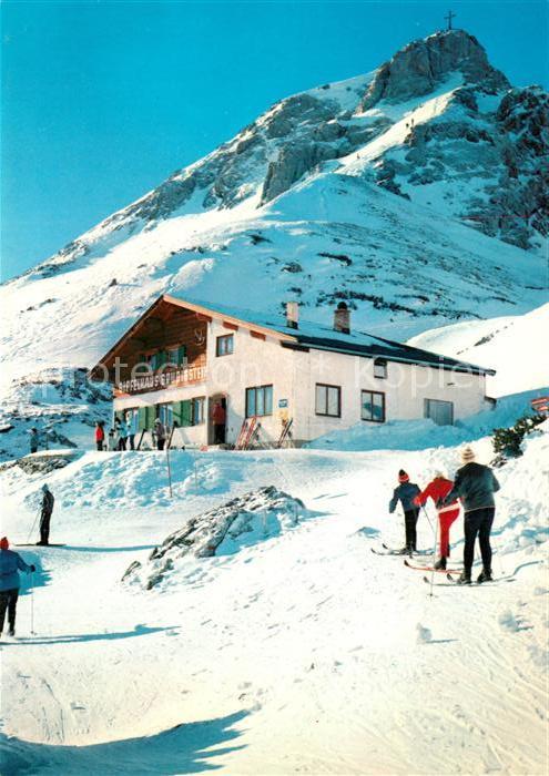 Lermoos Tirol Grugsteinhaus mit Grubigstein Berghaus Wintersportplatz Alpen