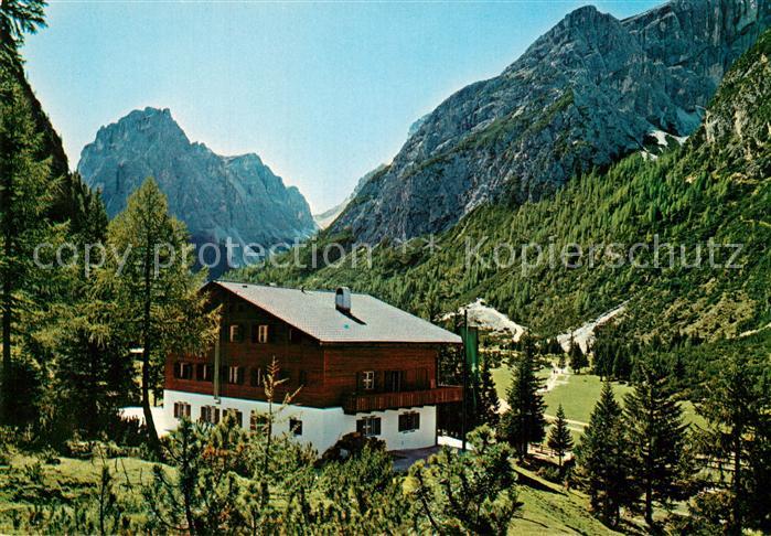 Innichen Suedtirol Drei Schusterhuette Berghaus Dolomiten