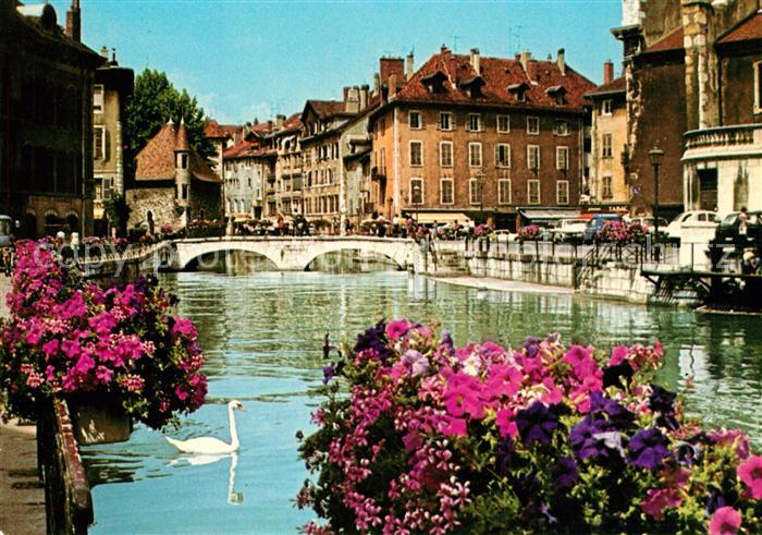 Annecy Haute-Savoie Palais de L_Isle et vieilles demeures s