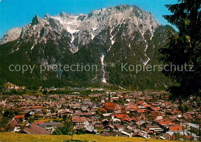 Mittenwald Bayern Panorama mit Karwendelgebirge
