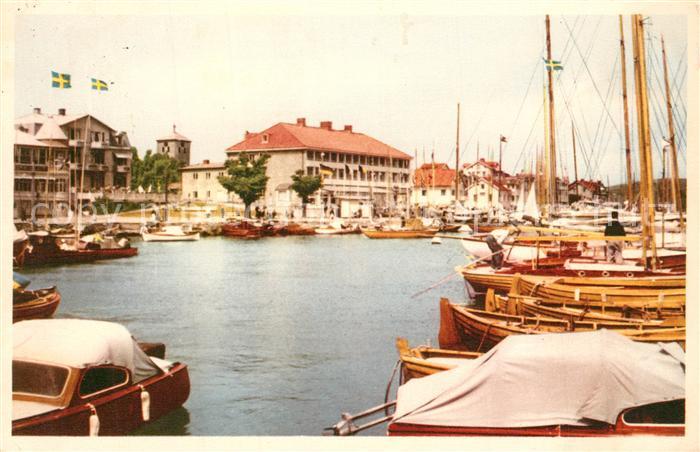 Marstrand Hamnen med Turisthotellet och Hotell Marstrand