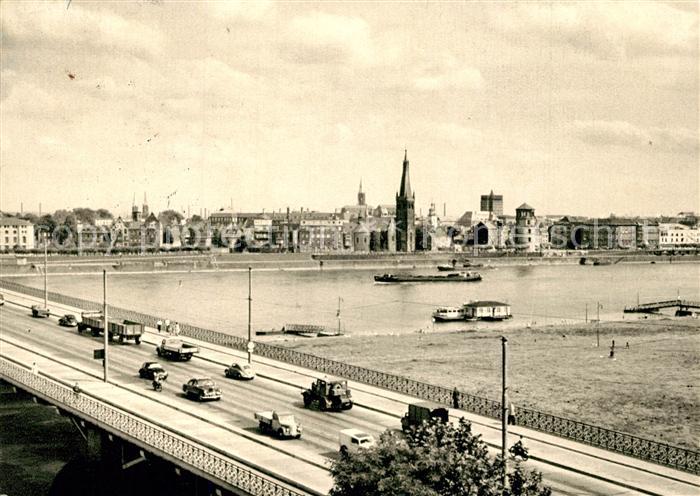 Duesseldorf Rheinpartie