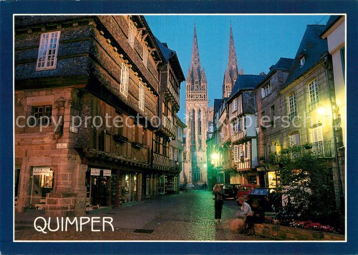 Quimper La rue Kereon Cathedrale St Corentin