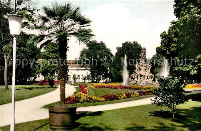 Erlangen Schlossgarten Orangerie Hugenottenbrunnen