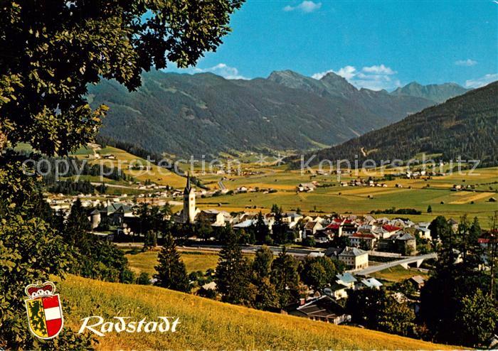 Radstadt Panorama mit Radstaedter Tauern