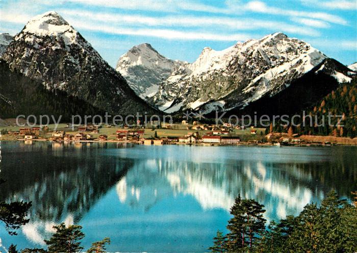 Pertisau Achensee Panorama Blick ueber die See mit Sonnjoch Karwendelgebirge