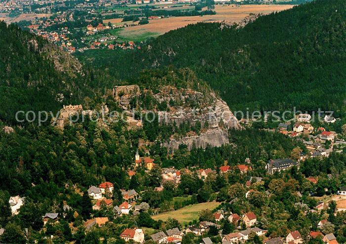 Oybin Berg Oybin mit Klosteranlage Zittauer Gebirge Fliegeraufnahme