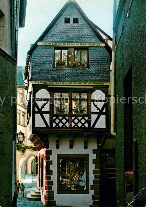 Bernkastel-Kues Altstadt Fachwerkhaus Weinstadt